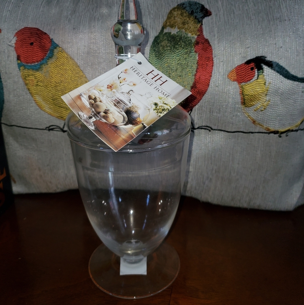 Glass vase